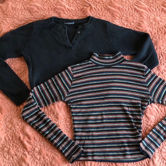 Bundle of 2 Brandy Melville long sleeve shirts Size-S - Picture 1 of 3
